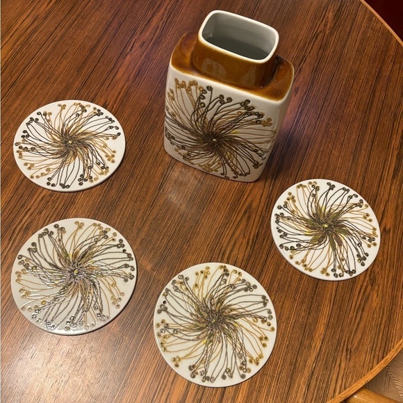 VTG Danish Royal Copenhagen Ellen Malmer vase and set of 4 “bread brick” plates - Picture 2 of 4